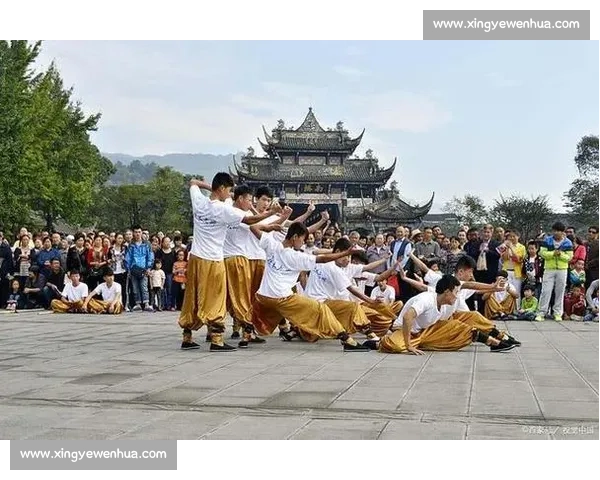 十堰武当太极健身热:一招一式皆惠民 十堰武当太极健身热:一招一式皆惠民