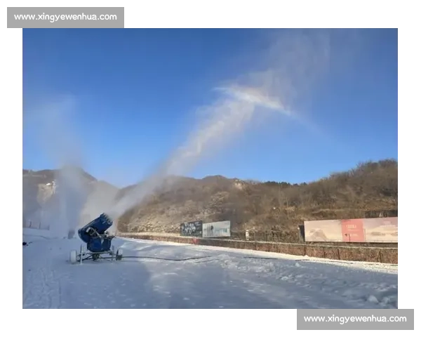 冰雪季倒计时!多地滑雪场造雪声起迎开板 冰雪季倒计时!多地滑雪场造雪声起迎开板