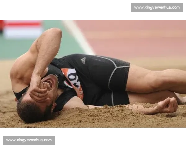 土著田径赛名场面:原木接力摔出表情包 土著田径赛名场面:原木接力摔出表情包